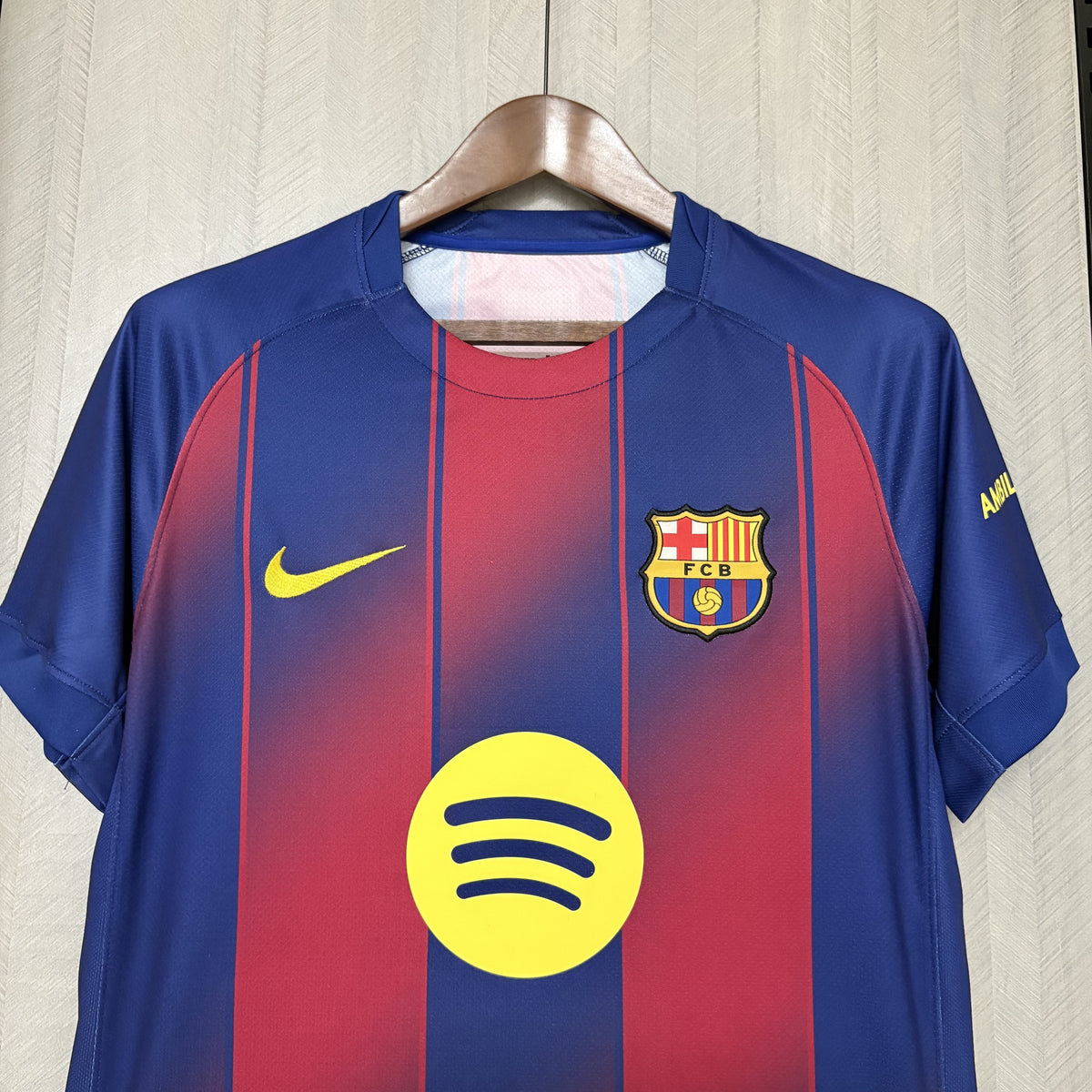 BARCELONA I 25/26